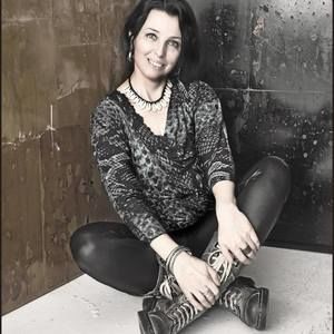 Meet your Posher, Luiza